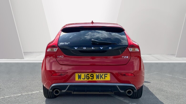 Volvo V40 T2 [122] R DESIGN Edition 5dr Petrol Hatchback